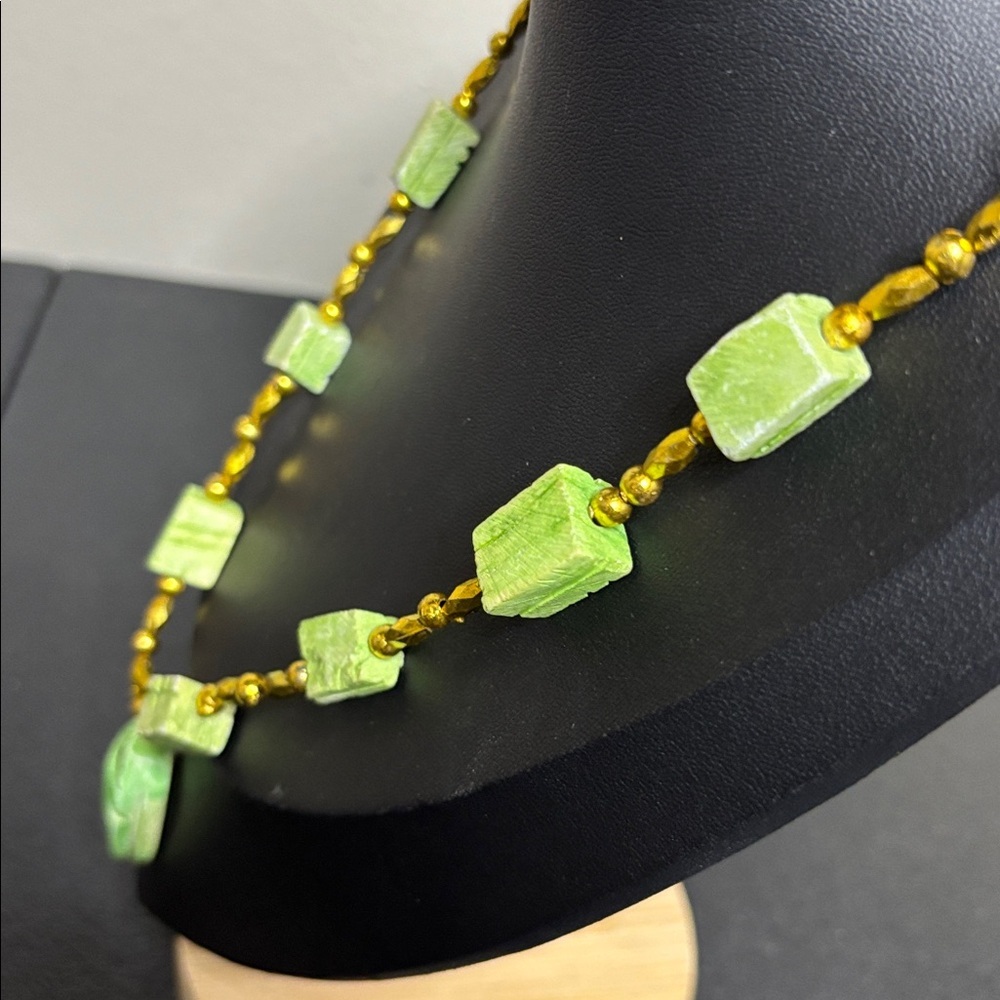 Scarab Rock Beaded Lime Green Gold Necklace - Picture 3 of 7